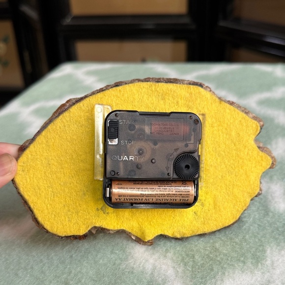 Amber Brown Agate slice Clock - Picture 3 of 5